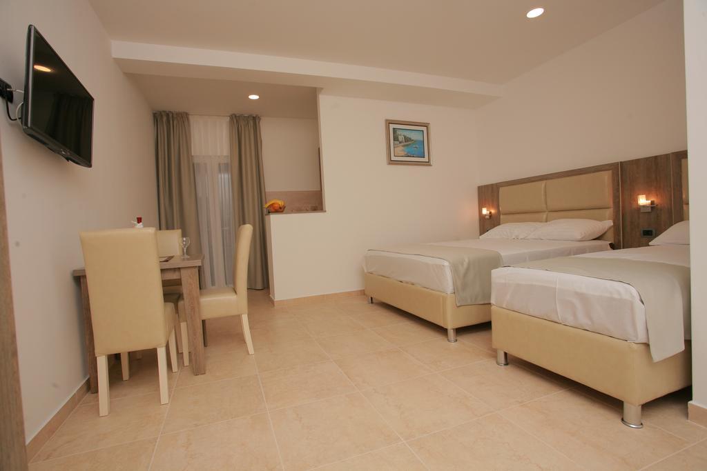 Apartments Obala - Katic Herceg Novi Szoba fotó